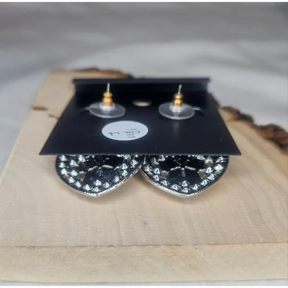 Saks Fifth Avenue Heart Drop Earrings Pearl & AB Rhinestone Dangle Earrings NWT - Picture 5 of 10